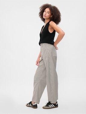 Gap Striped High Waist Wide Barrel Leg Ankle Khaki Pants Size 6 Petite NWT